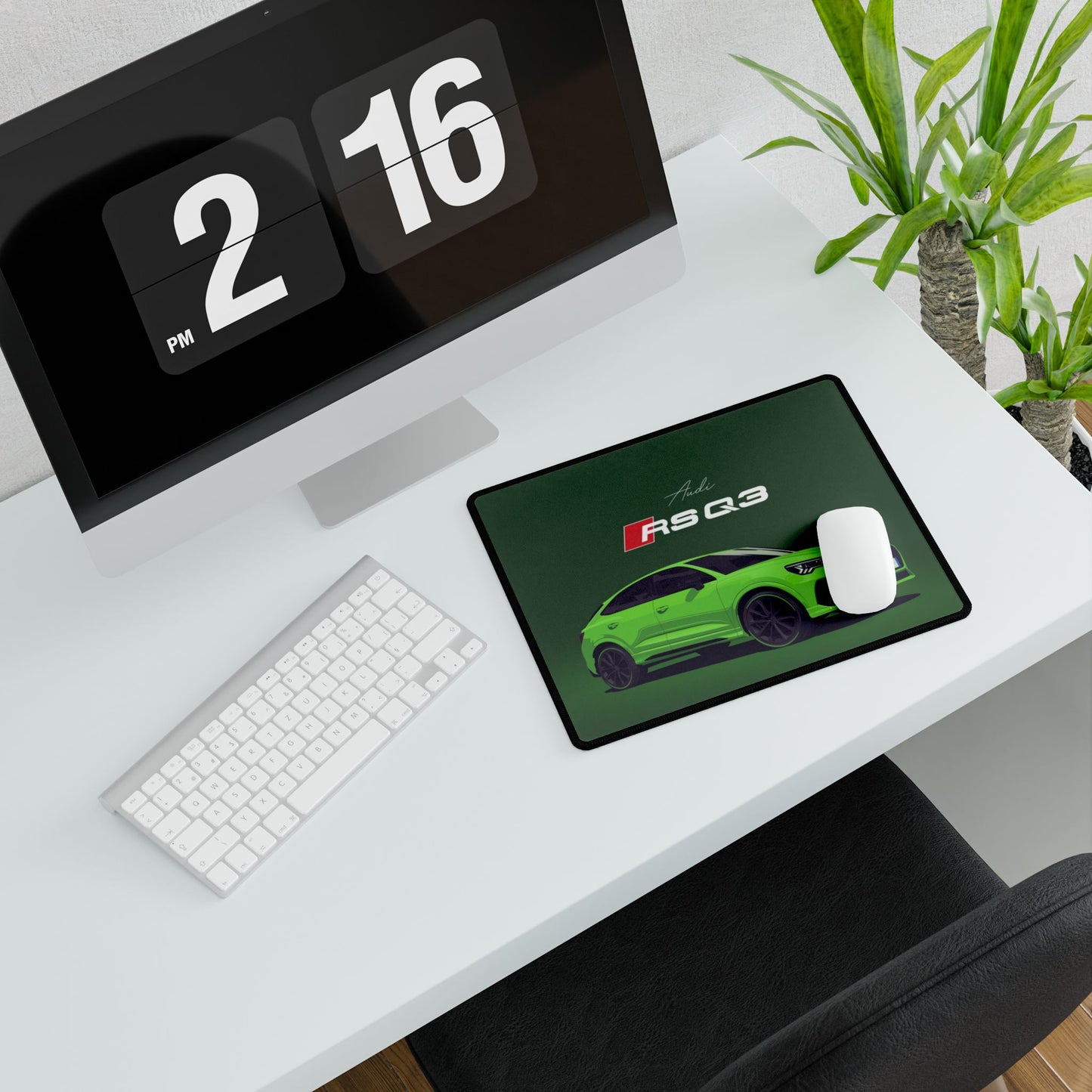 Green Audi RS Q3 Mat